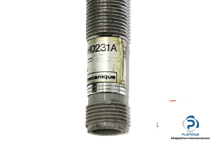 telemecanique-xsa-h0231a-inductive-sensor-3