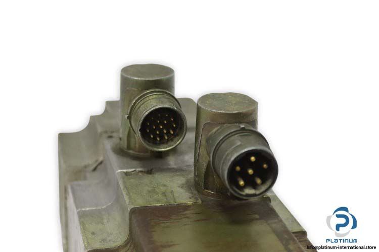 siemens-1fk6042-6af71-1a00-synchronous-servomotor-1