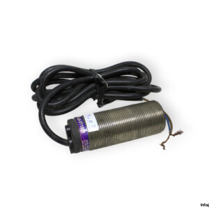 Telemecanique XSA-V11801 Inductive Proximity Sensor