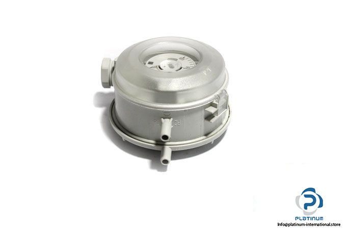 schneider-spd910-500pa-differential-pressure-switch-3