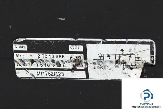 norgren-m_1762_123-double-solenoid-valve-without-plate-2