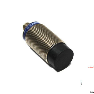 telemecanique-XS2M30PA370D-inductive-sensor