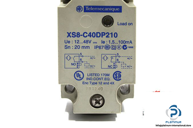 telemecanique-xs8-c40dp210-inductive-sensor-2