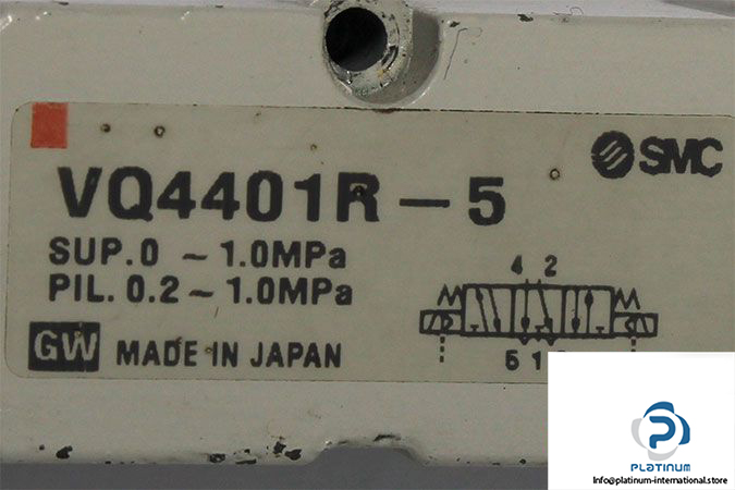 smc-vq4401r-5-double-solenoid-valve-2