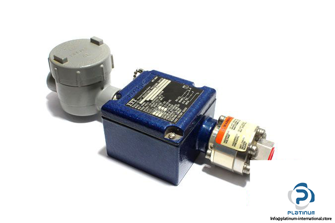itt-100P44C6-1S-pressure-switch