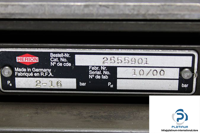 herion-25-559-01-double-solenoid-valve-with-base-2