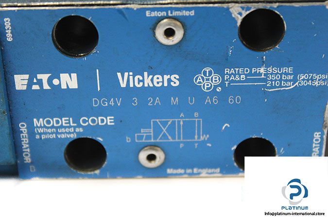 vickers-dg4v-3-2a-m-u-a6-60-solenoid-operated-directional-valve-1