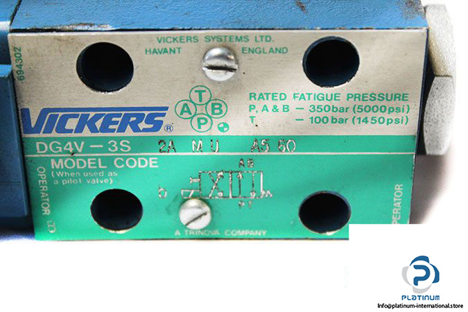 vickers-dg4v-3s-2a-mu-a5-50-solenoid-operated-directional-valve-1