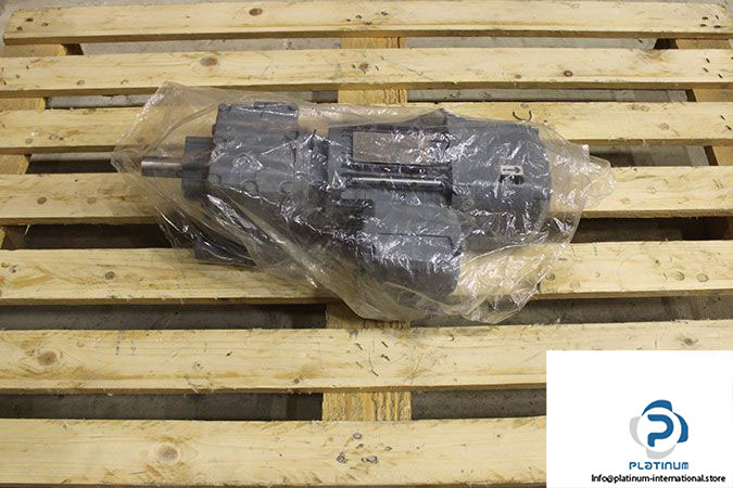 sew-r27-drn71m4_be05hr_is_th-helical-gearmotor-1