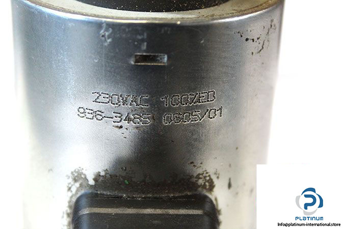 luvra-wl4ap10p2eg0z23050-w-0142140103-directional-control-valve-2