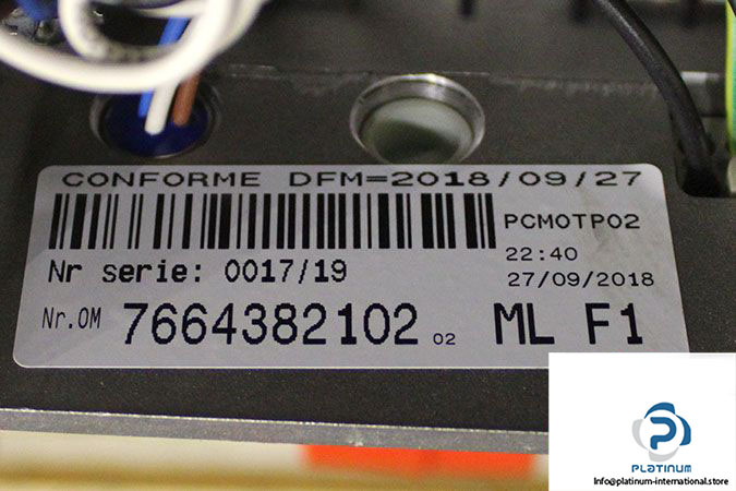 sew-ka19_t-drs71s4be05_mm05_iv_ln-helical-bevel-gearmotor-7