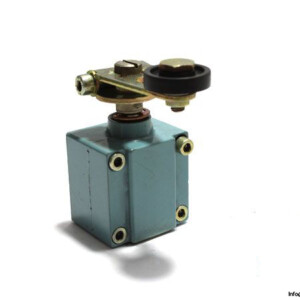 Telemecanique ZC2JE05 Limit Switch