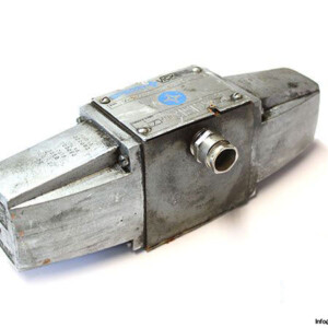 vickers-DG4S4-016C-110-50-50-UG-solenoid-operated-directional-valve