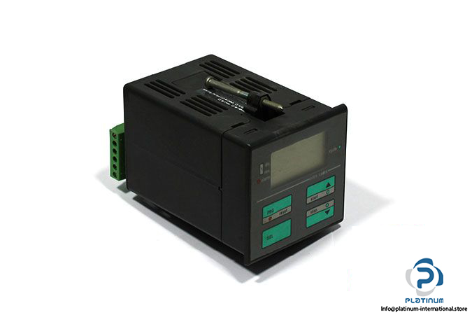 carel-CR72110000-temperature-controller