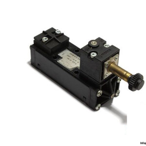 Pneumax-1011.52.3.9.M4P-single-solenoid-valve