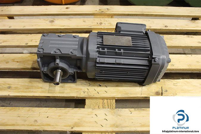sew-W30-DRN80M4_Z-spiroplan-gearmotor
