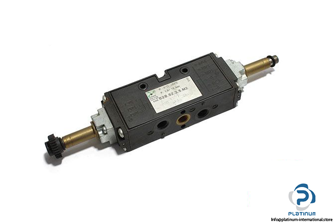 Pneumax-828.52.3.5.M2-double-solenoid-valve
