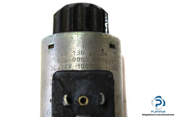 denison-4d01-3203-0302-b1g0q-directional-control-valve-2