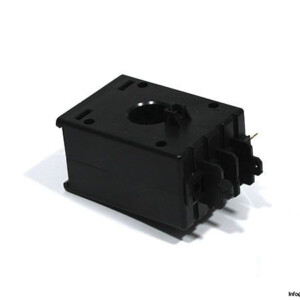 carlo-gavazzi-TAD2-150_5A-current-transformer