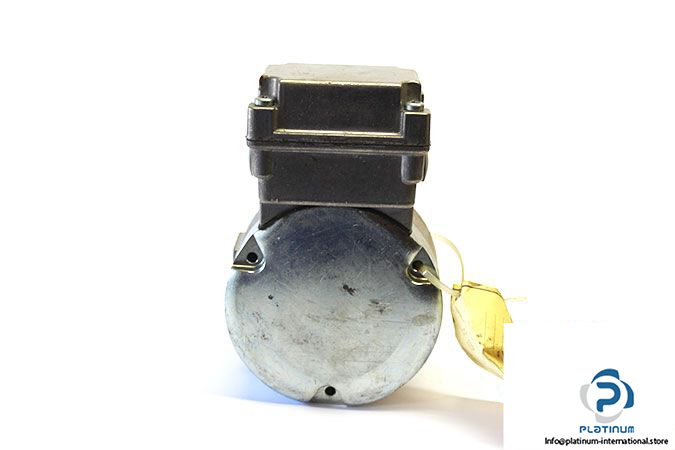 danfoss-bauer-EKS-008-B8-105V-8N-electric-brake
