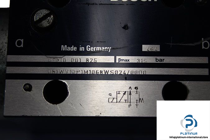 bosch-0-810-001-825-directional-control-valve-1