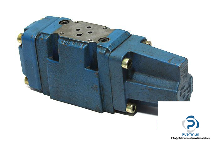 rexroth-R920879907-operated-proportional-directional-valve