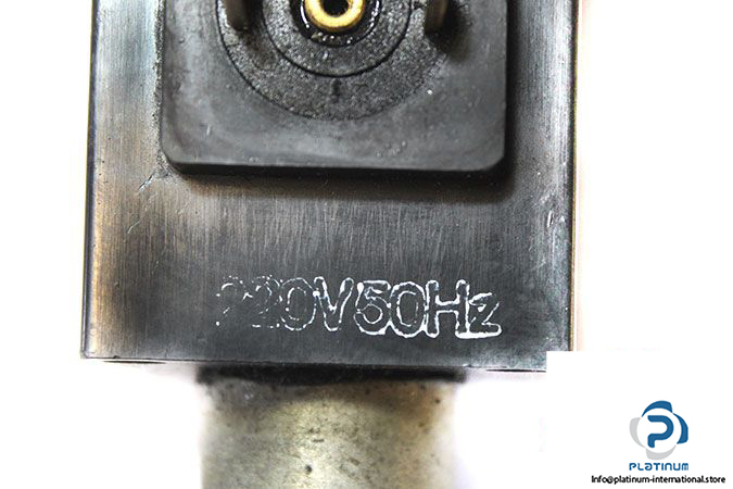 parker-g-071-04-h-1-n-nn-c-directional-control-valve-2