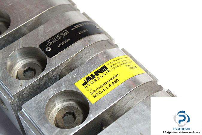 jahns-hydraulik-mtc-4-1-4-a80-gear-flow-divider-1