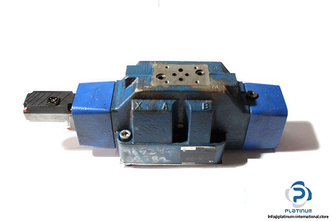 rexroth-R901240380-directional-control-valve-pilot-operated