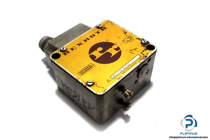 rexroth-HED-3-OA-30_100-bourdon-tube-pressure-switch