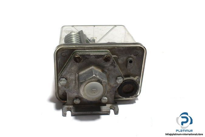 metzenauer-jung-ff4-2-pressure-switch-3