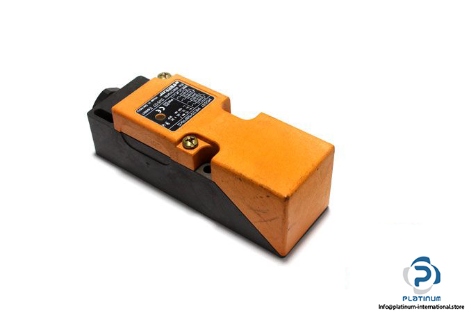 ifm-IM5037-inductive-sensor-used