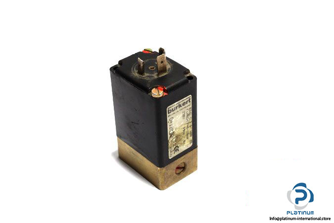burkert-0331-C3.0-NBR-MS-FLNSH-PN0-10BAR-230V-50HZ 8W-direct-acting-solenoid-valve