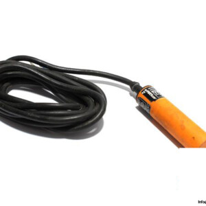 IFM IA5082 IA-3010-BPKG Inductive Sensor