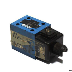 rexroth-R900592701-solenoid-operated-directional-valve