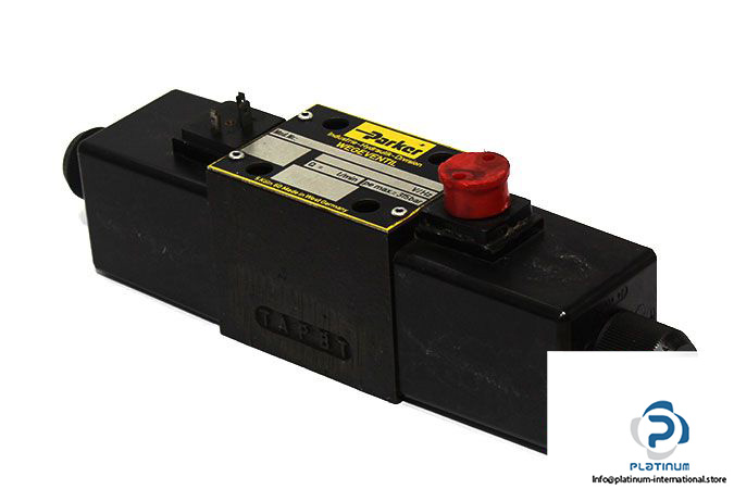 parker-D3W-11-C-JJ-23-solenoid-operated-directional-valve