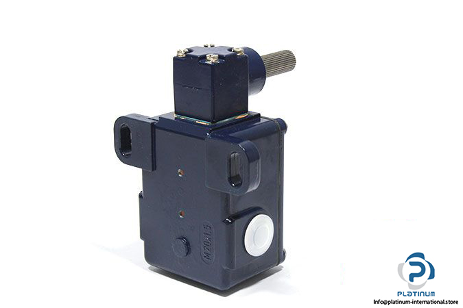 schmersal-ml-441-11y-a-t-2584-position-switch-without-%e2%80%8eroller-1