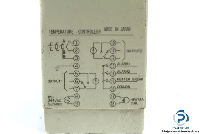 fuji-pyw5tay1-5v-temperature-controller-2