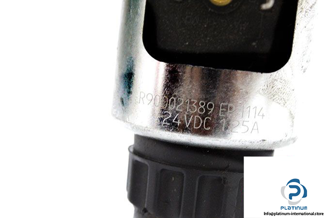 rexroth-r900924597-solenoid-operated-directional-valve-2