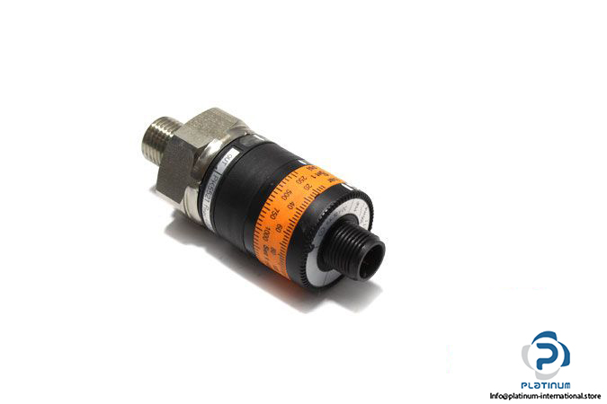 ifm-PK5521-pressure-switch-2