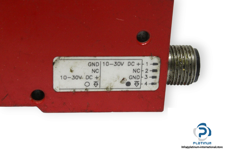 leuze-electronic-rk-18_4-dl-45-unpolarized-photoelectric-retro-reflective-sensor-1