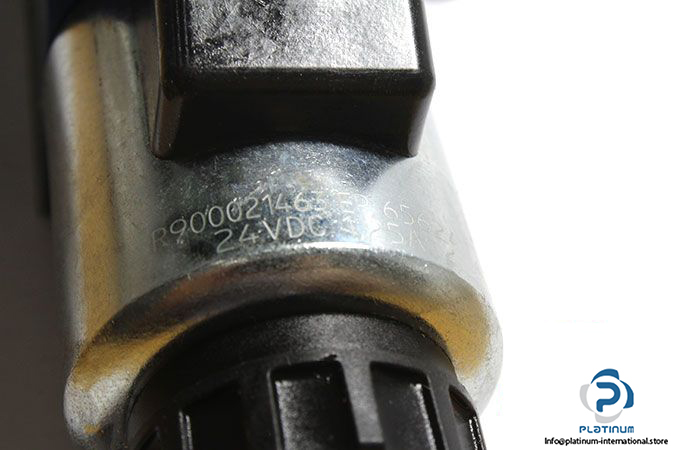 rexroth-r900546816-solenoid-operated-directional-valve-2