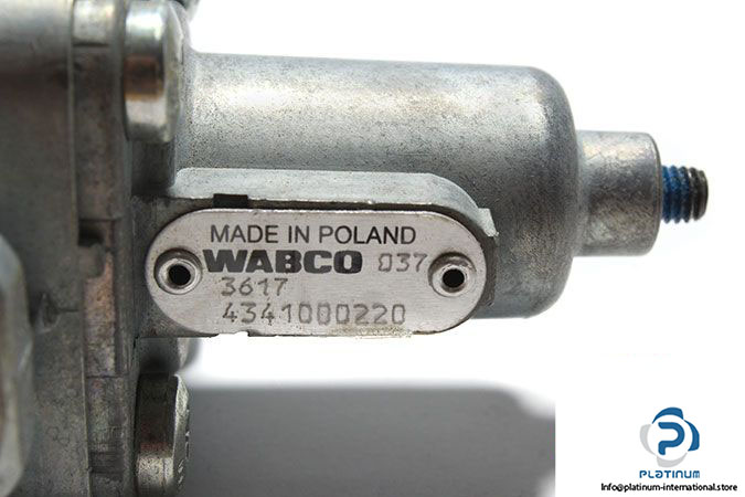 wabco-4341000220-charging-valve-3