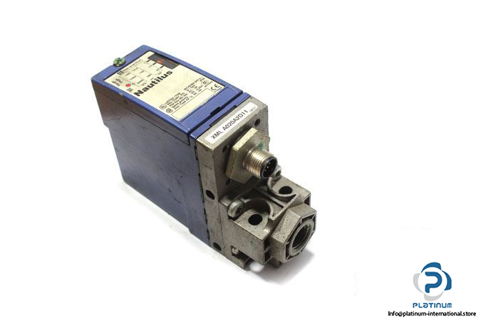 telemecanique-XML-A020A2D11-diaphragm-pressure-switch