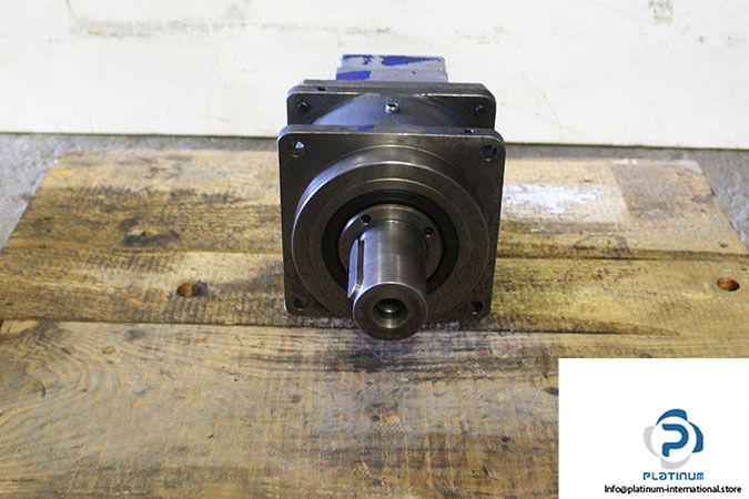 alpha-spk-180-m02-10-11_130s03-hypoid-gearbox-1