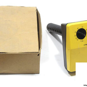 sauter-HBC111F001-duct-mounted-humidistat