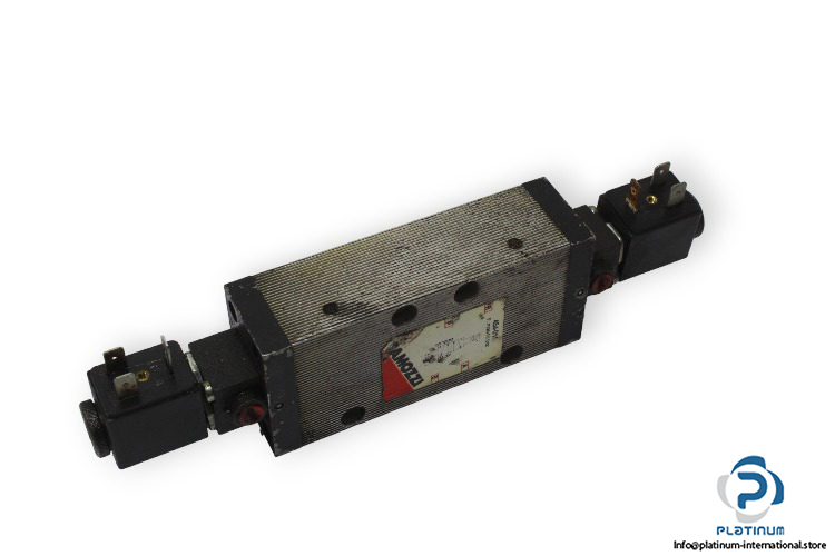 camozzi-454-011-double-solenoid-valve