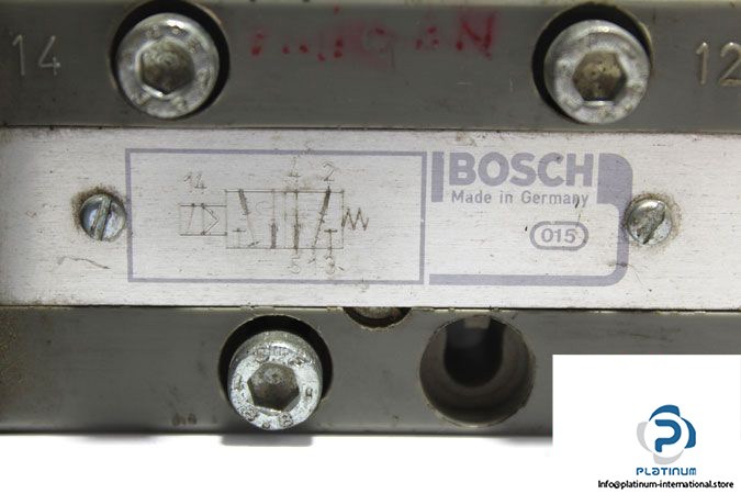 bosch-0-820-024-026-single-solenoid-valve-used-4