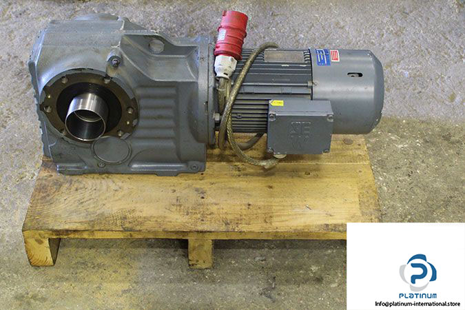 sew-KT87_T-DV100M4_BMG_HR_TF-gear-motor