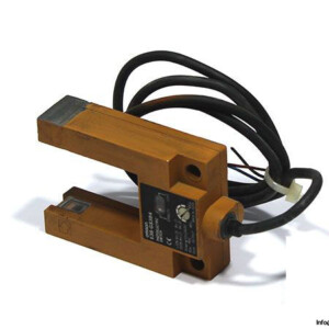 Omron E3S-GS3B4 Photoelectric Sensor